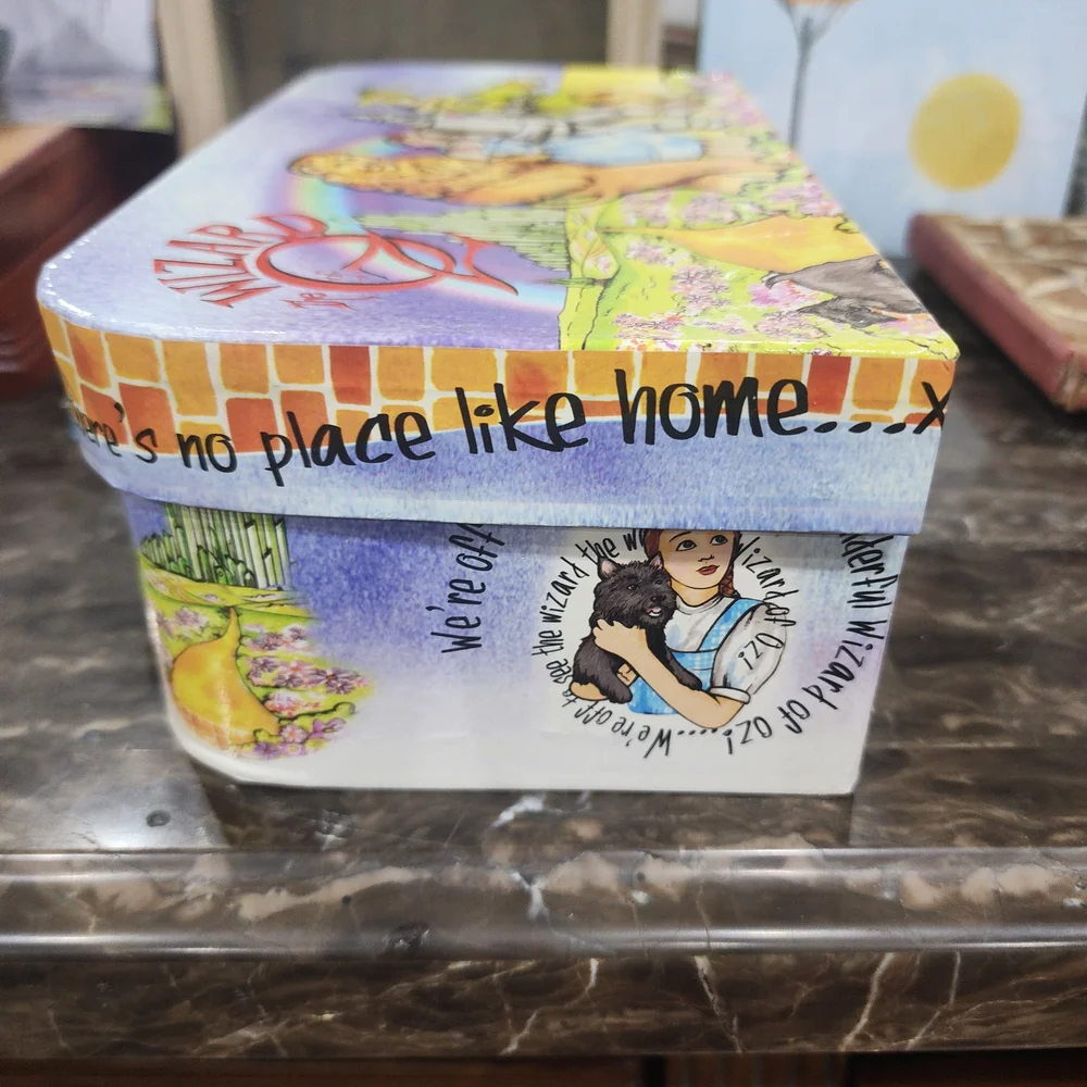 Wizard of Oz Themed Mug Set with Box
